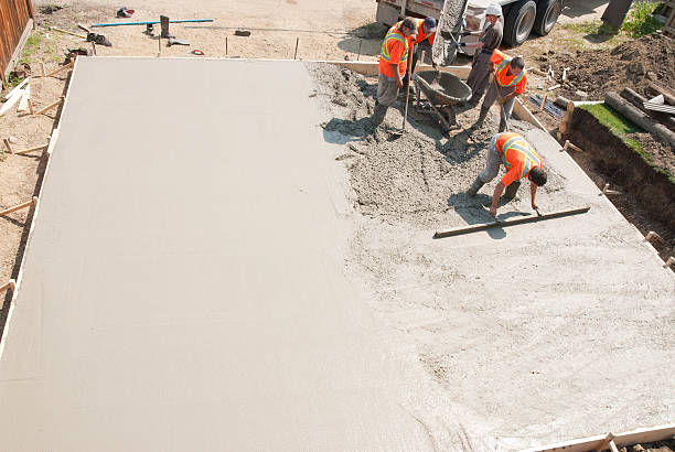 Best Concrete Walkway Installation  in Mmerce City, CO